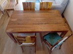 Kuchynský stôl,  stoličky a ľavica