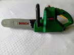 Hračkárska motorová píla Bosch