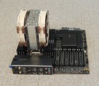 Serverová matičná doska s RAM a CPU+chladič
