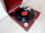 Starožitný gramofon na kliku, plně funkční, top