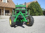 John Deere 2320 traktor s príslušenstvom