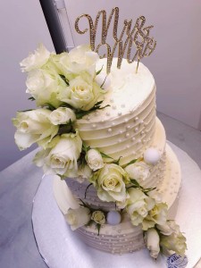 Pečiem zákusky, torty, studené misy...