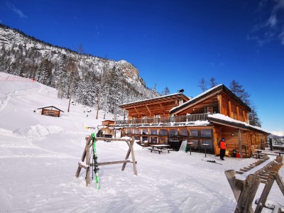 Hladame casnika na zimnu sezonu Talianske dolomity