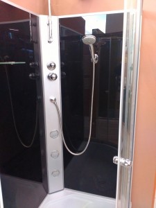 hydromasazny sprchový kút