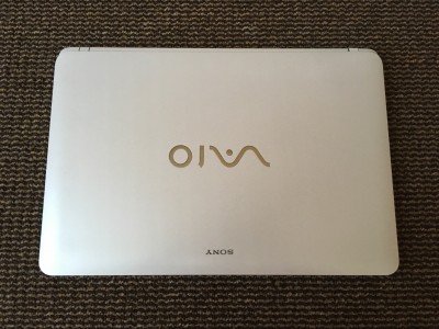 SONY VAIO i13