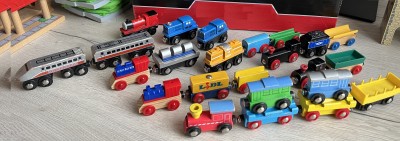 Sada drevenej zeleznice