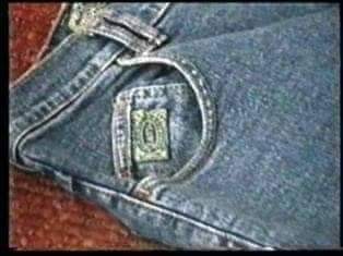 Kúpa strečových jeansov