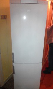 Predam kombinovanu chladnicku Electrolux