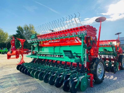 Nová AGRO-MASZ SR300 sejačka