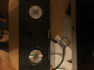 DJ konzola Numark 3