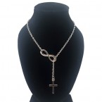 Retiazka s malým krížikom a osmičkou