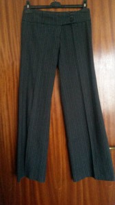 Šedé hrubšie nohavice S