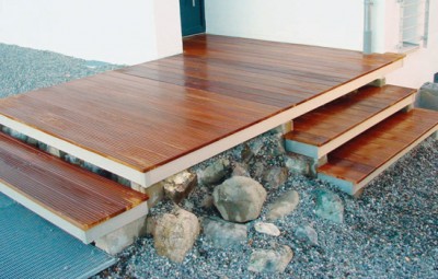 Terasa drevo-hliníková