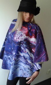 Ručne vyrábaneé umelecké pončá