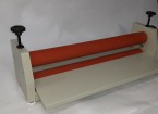 Rolový laminátor 650 mm, studená laminace manuál