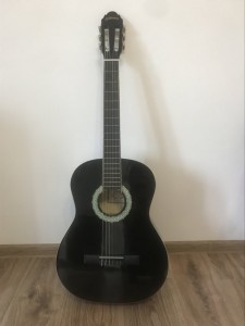 Predám klasickú gitaru