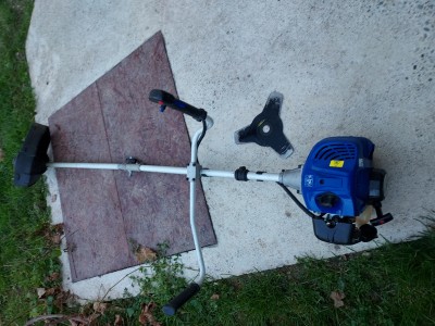 Kosačky,drvič konárov.