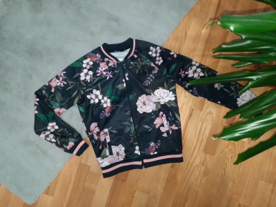 dámska jarná mikina