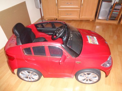 predám elektroautíčko BMW X6