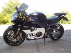 Predam Hondu cbr 954rr.r.v2002.