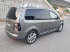 VW Touran 2.0TDi Highline DSG