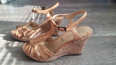 Dámske topánky, veľkosť 39