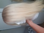 Krásna blond parochňa z ľudských vlasov