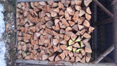 Suché palivové drevo