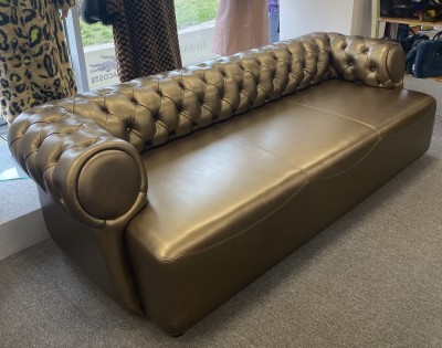 Luxusná kožená súprava v štýle Chesterfield