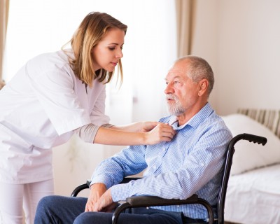 praca pre opatrovatelov a opatrovatelky