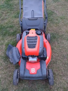 Benzinova kosacka Husquarna LC 356V