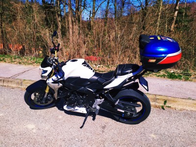 Predám Suzuki gsr 750