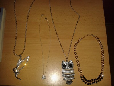 predám náhrdelníky