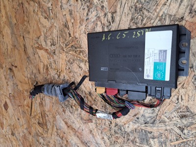 Audi A6 C5  komfortná elektronika