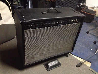 Peavey valve king 212