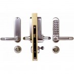 mechanicky zamok na dvere