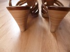 hnedé sandálky