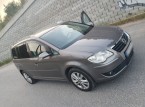 VW Touran 2.0TDi Highline DSG