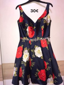 Predám spoločenské šaty