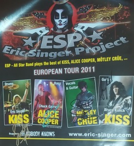 Podpísané plagáty (AIRBOURNE, ERIC SINGER...)