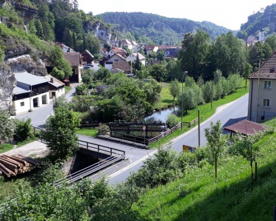 Opatrovatelka, opatrovatel, zdravotna asistentka