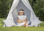 Krásny sivý TEEPEE stan s bombuľkami pre bombuľku
