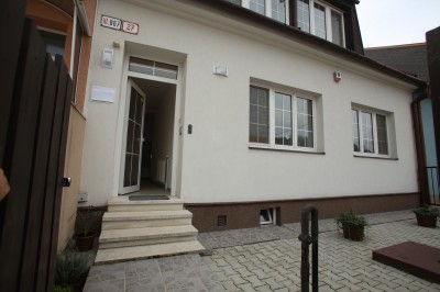 Prenájom - priestory na podnikanie