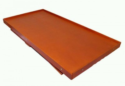 Multistolík Mahagon.