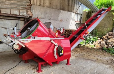 Triomat poloautomatický cirkulár