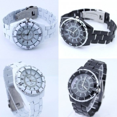 Dámske a pánske hodinky.