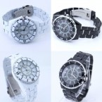 Dámske a pánske hodinky.