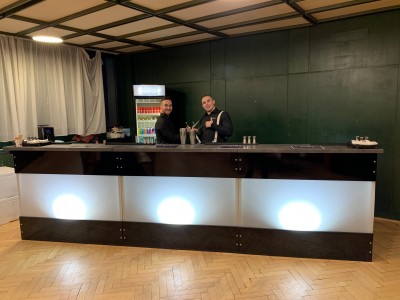 Bary s príslušenstvom na prenájom