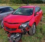 Predám havarovaný Opel Astra 1.4T