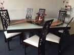 Jedálenský stôl so 6 stoličkami